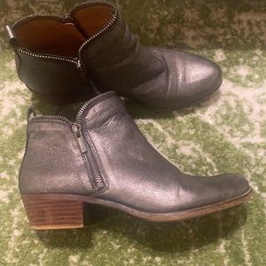 Lucky Brand Grey Silver booties